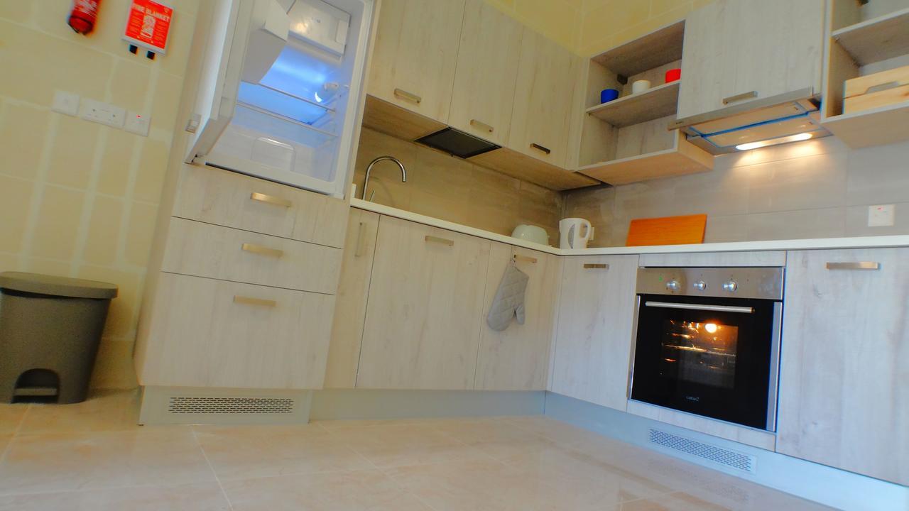 R1102Eri By Euroresort Marsalforn Bagian luar foto